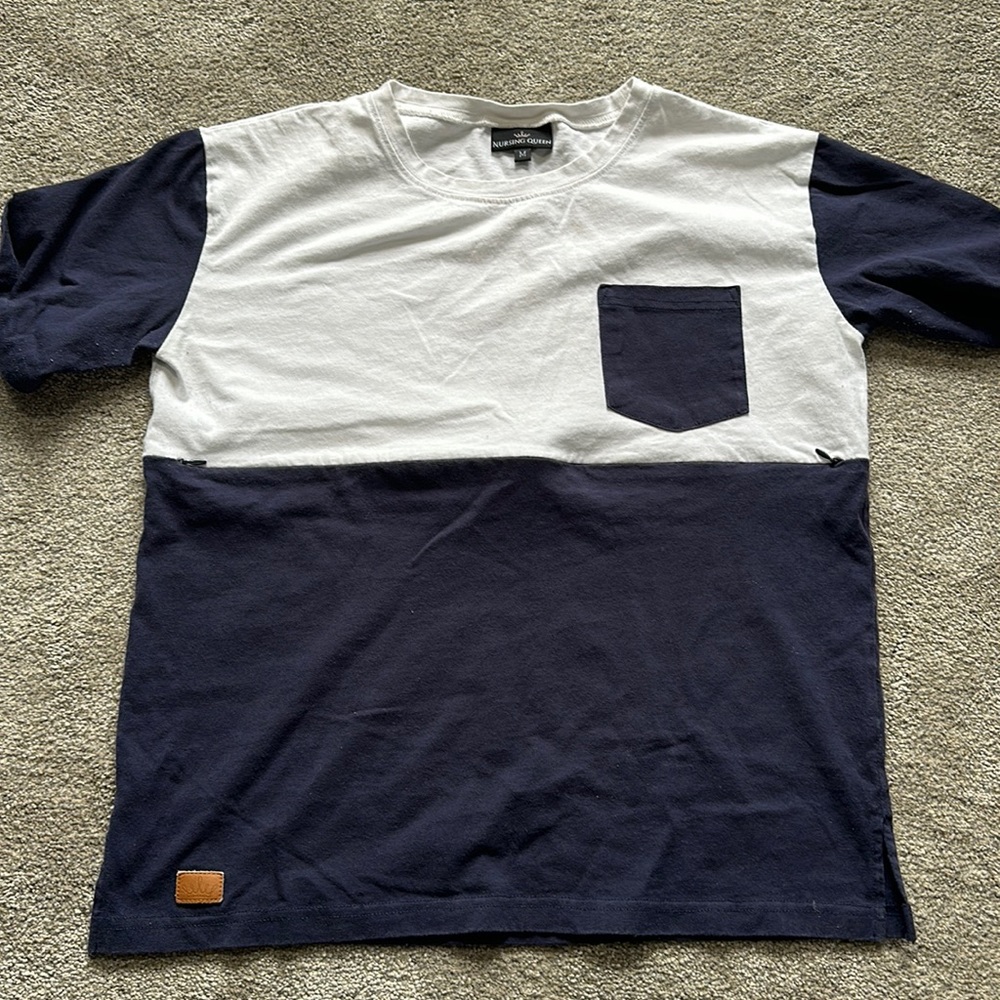 Nursing Queen Top
